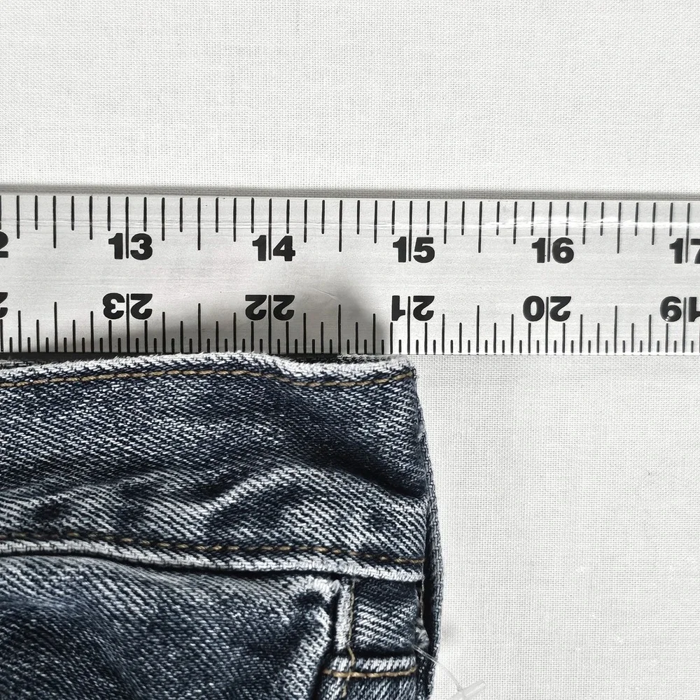 Levis 501 Original Mens 31x32 Blue Denim Straight Leg Button Fly Jeans 005010194